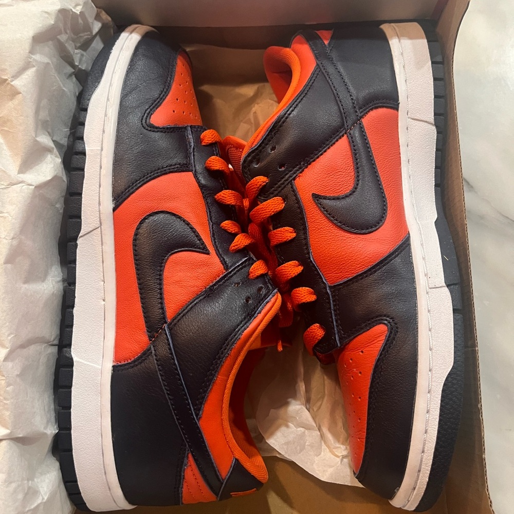 Nike Dunk Hi Retro White Black Total Orange Sneakers